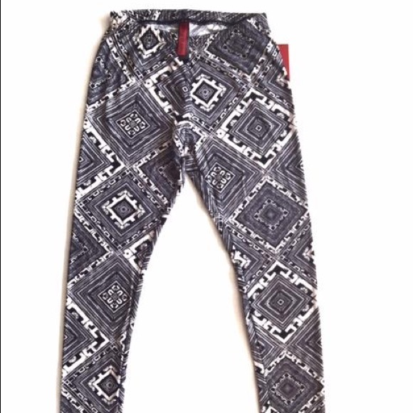 🌈3 FOR 24🌈 NWT! HOT KISS Butter Soft Leggings - Picture 5 of 8